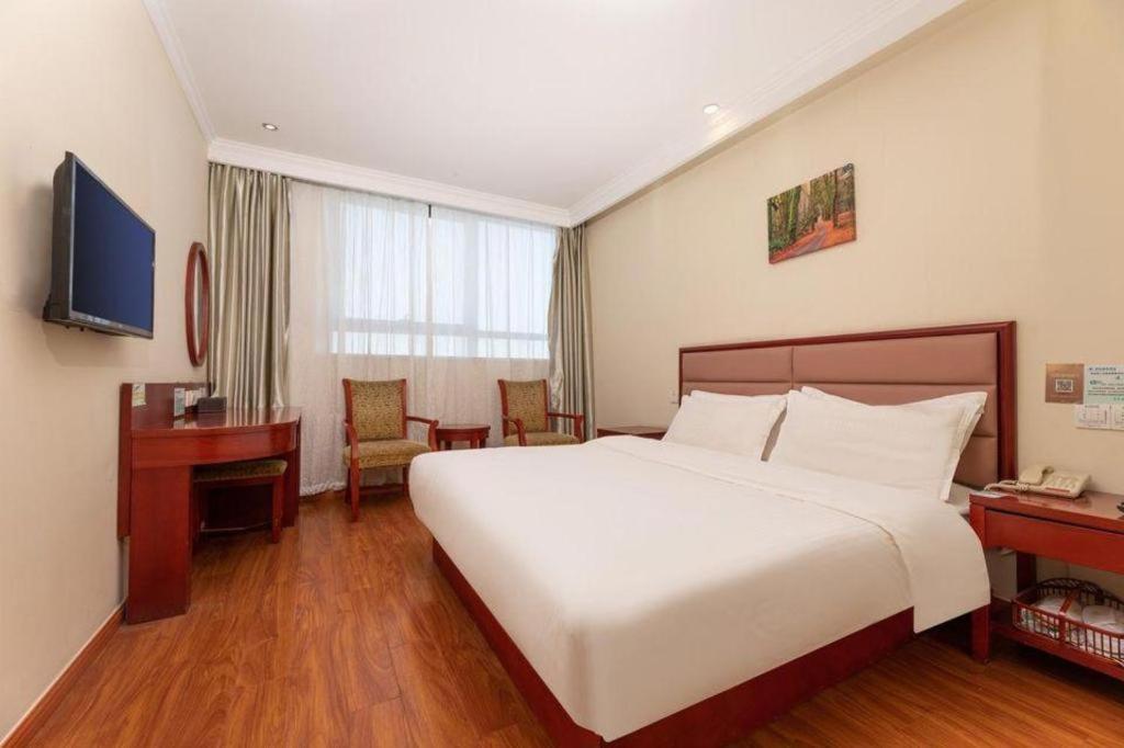 Greentree Inn Suzhou Railway Station North Square Haobainian Wedding Dress City Express Hotel Zewnętrze zdjęcie