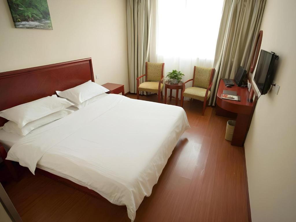 Greentree Inn Suzhou Railway Station North Square Haobainian Wedding Dress City Express Hotel Zewnętrze zdjęcie