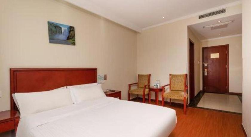 Greentree Inn Suzhou Railway Station North Square Haobainian Wedding Dress City Express Hotel Zewnętrze zdjęcie