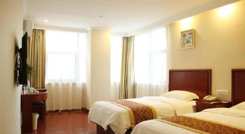 Greentree Inn Suzhou Railway Station North Square Haobainian Wedding Dress City Express Hotel Zewnętrze zdjęcie